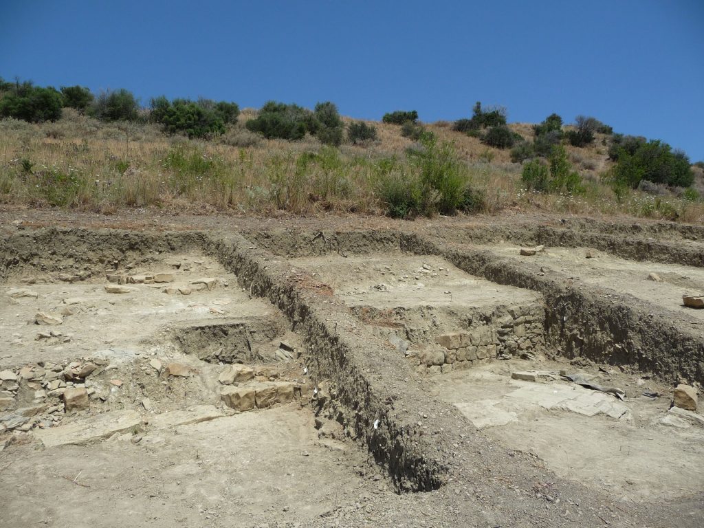 Vue des terrasses sur lesquelles se disposaient les étages des maisons dans
l’ Antiquité (MAFHA 2019)